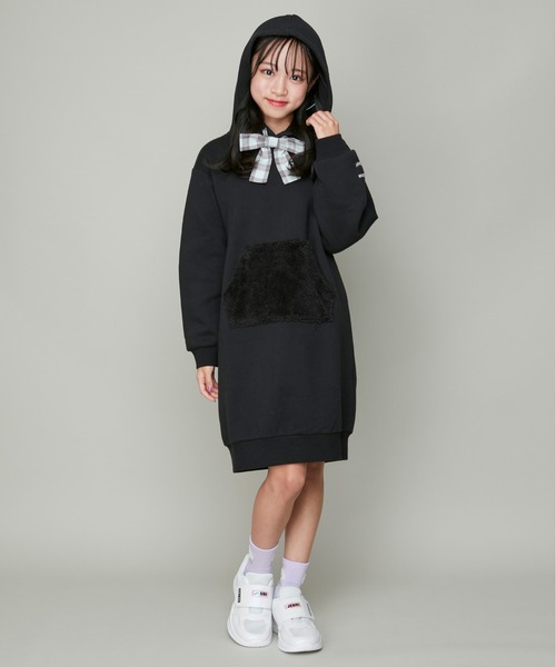 JENNI belle(ジェニィベル)の「【WEB限定】【あったか】裏起毛ボアポケットリボン付きワンピ(ワンピース・キッズ・ブラック/ラベンダー・130cm/150cm/120cm/140cm)」の7枚目の写真
