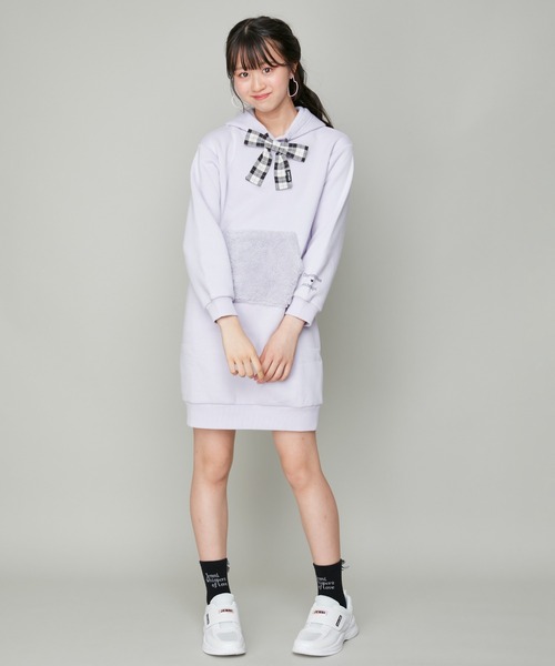 JENNI belle(ジェニィベル)の「【WEB限定】【あったか】裏起毛ボアポケットリボン付きワンピ(ワンピース・キッズ・ブラック/ラベンダー・130cm/150cm/120cm/140cm)」の10枚目の写真