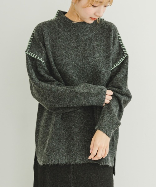 ITEMS URBANRESEARCH（アイテムズ アーバンリサーチ）の「ハンドステッチハイネックニット（ニット/セーター・レディース・イエロー/ライトベージュ/グレー/チャコールグレー・FREE）」の11枚目の写真