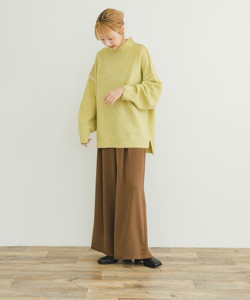 ITEMS URBANRESEARCH（アイテムズ アーバンリサーチ）の「ハンドステッチハイネックニット（ニット/セーター・レディース・イエロー/ライトベージュ/グレー/チャコールグレー・FREE）」の20枚目の写真