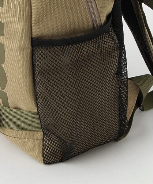XLARGE KIDS(エクストララージキッズ)の「ストラップつきバックパック(バックパック/リュック・キッズ・カーキ/ブラック・FREE)」の13枚目の写真