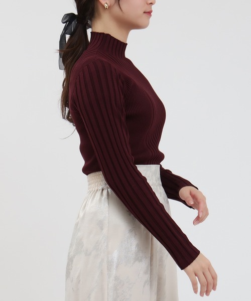 TRUDEA(トルディア)の「ランダムリブハイネックプルオーバー(ニット/セーター・レディース・ブラック/ブルーグリーン/ワイン/ベージュ/ライトグレー・MEDIUM/LARGE)」の6枚目の写真