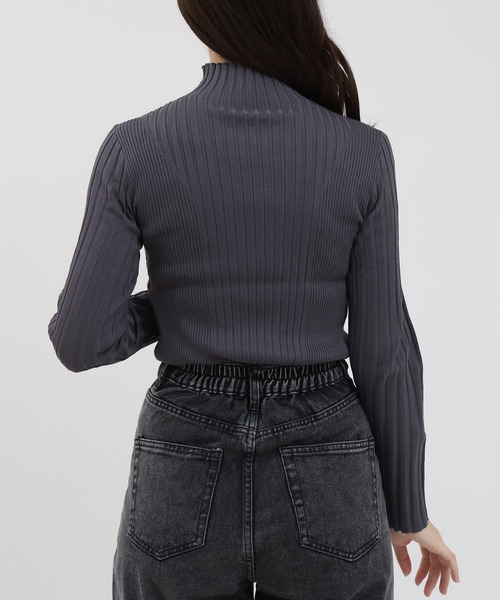 TRUDEA(トルディア)の「ランダムリブハイネックプルオーバー(ニット/セーター・レディース・ブラック/ブルーグリーン/ワイン/ベージュ/ライトグレー・MEDIUM/LARGE)」の16枚目の写真