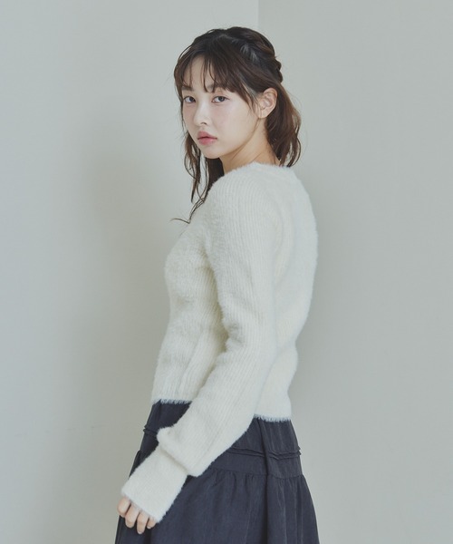 シャギーショートニット（ニット/セーター）｜Lallana（ララーナ