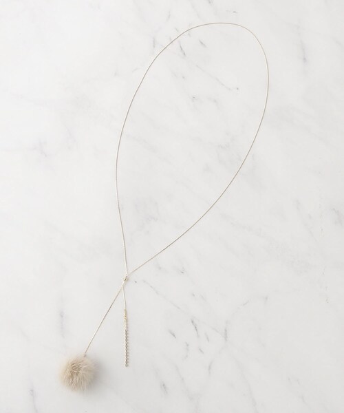 SHOO・LA・RUE（シューラルー）の「◆ミンクファーモチーフネックレス（ネックレス・レディース・ライトグレー/ホワイト/ベージュ・00）」の5枚目の写真