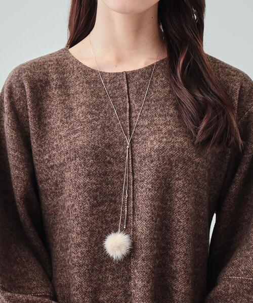 SHOO・LA・RUE（シューラルー）の「◆ミンクファーモチーフネックレス（ネックレス・レディース・ライトグレー/ホワイト/ベージュ・00）」の7枚目の写真