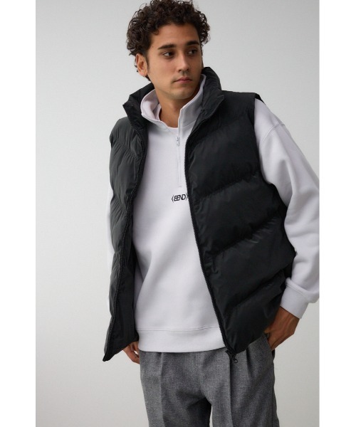 AZUL by moussy（アズールバイマウジー）の「中綿シャイニーベスト（ダウンベスト・メンズ・ブラック/カーキ・MEDIUM/LARGE）」の4枚目の写真