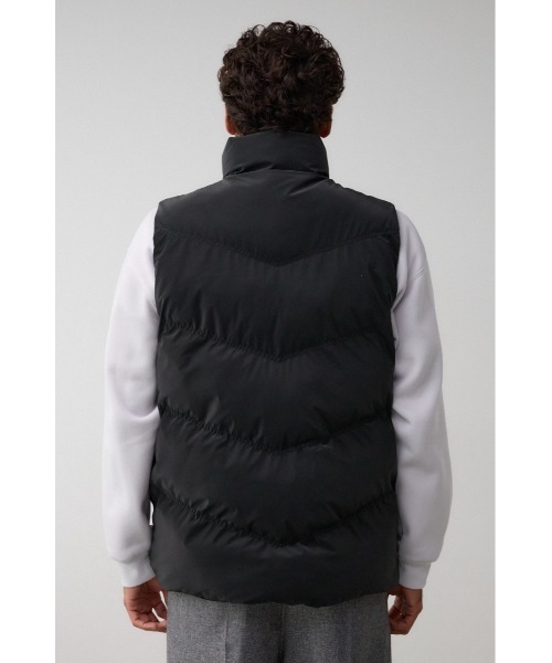 AZUL by moussy（アズールバイマウジー）の「中綿シャイニーベスト（ダウンベスト・メンズ・ブラック/カーキ・MEDIUM/LARGE）」の8枚目の写真