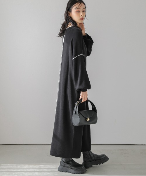 AMELY（エミリー）の「ニットロングワンピ―ス（ワンピース・レディース・ベージュ×ブラック/ブラック×ベージュ/ブラック×ホワイト・フリー）」の6枚目の写真