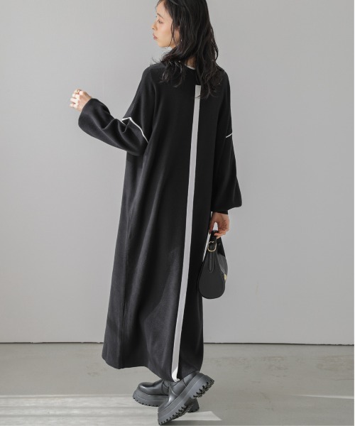 AMELY（エミリー）の「ニットロングワンピ―ス（ワンピース・レディース・ベージュ×ブラック/ブラック×ベージュ/ブラック×ホワイト・フリー）」の7枚目の写真