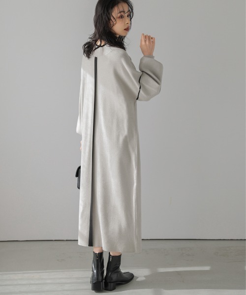 AMELY（エミリー）の「ニットロングワンピ―ス（ワンピース・レディース・ベージュ×ブラック/ブラック×ベージュ/ブラック×ホワイト・フリー）」の15枚目の写真