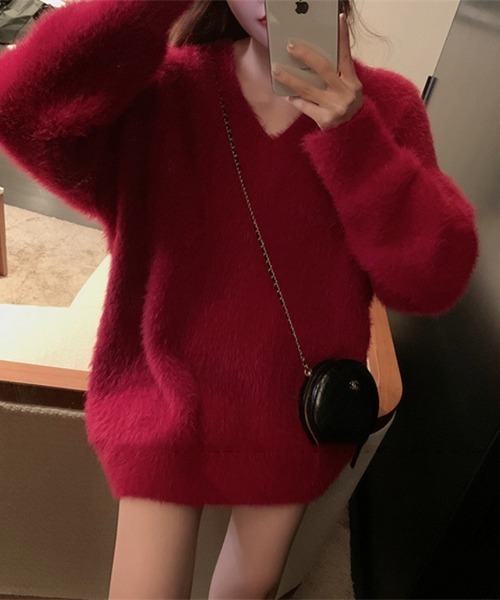 Ritzy(リッツィー)の「オーバーサイズ Vネックニット セーター(ニット/セーター・レディース・ブルー系/ベージュ/レッド/ホワイト/ブラック・FREE)」の5枚目の写真