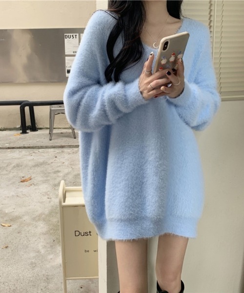 Ritzy(リッツィー)の「オーバーサイズ Vネックニット セーター(ニット/セーター・レディース・ブルー系/ベージュ/レッド/ホワイト/ブラック・FREE)」の14枚目の写真