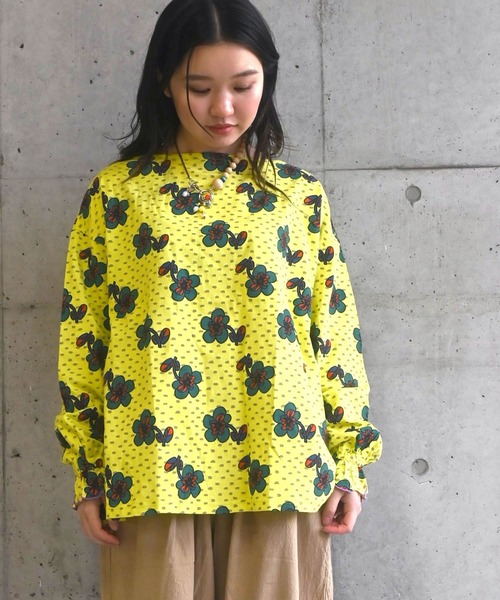 MARKEY'S（マーキーズ）の「総柄フレアスリーブカットソー/おとな（Tシャツ/カットソー・レディース・パープル/イエロー/ライトグリーン/ブラウン・160cm）」の4枚目の写真