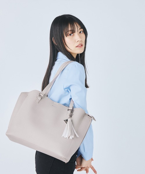MURUA(ムルーア)の「MURUA(ムルーア) トートバッグ A4対応 MR-B1326 タッセル(トートバッグ・レディース・ライトグレー/ブラック/ネイビー・FREE)」の22枚目の写真