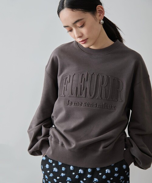 VIS(ビス)の「エンボスロゴスウェット(スウェット・レディース・チャコールグレー/ライトグレー/キナリ・FREE)」の1枚目の写真