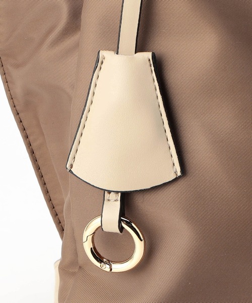 NICOLE white(ニコルホワイト)の「2WAYトートバッグ小(トートバッグ・レディース・グレー/モカ・FREE)」の9枚目の写真