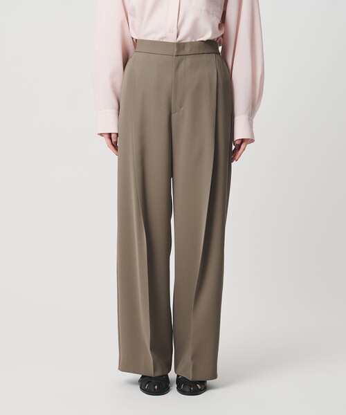 BEAUTY&YOUTH UNITED ARROWS(ビューティーアンドユースユナイテッドアローズ)の「【WEB限定 Wardrobe DAILY MINIMAL】ダブルクロス タックワイドストレートパンツ ウォッシャブル(スラックス・レディース・ブラック/ネイビー/モカ/ブラウン・S/M/XS/L)」の11枚目の写真