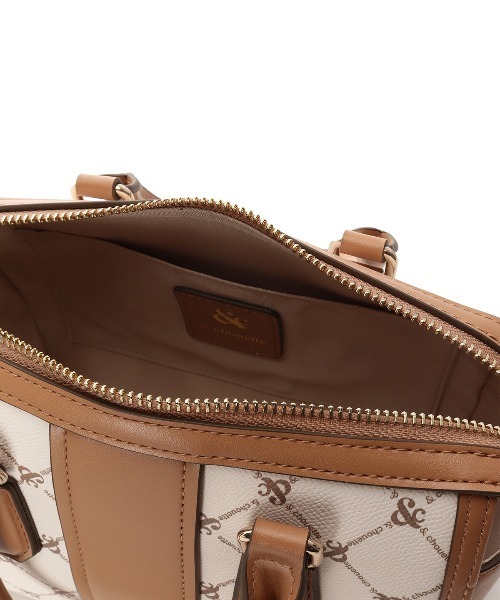 & chouette（アンドシュエット）の「モノグラム ミニボストンバッグ（ボストンバッグ・レディース・オフホワイト/ダークブラウン・FREE）」の7枚目の写真