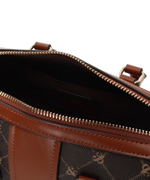 & chouette（アンドシュエット）の「モノグラム ミニボストンバッグ（ボストンバッグ・レディース・オフホワイト/ダークブラウン・FREE）」の12枚目の写真