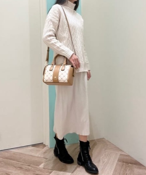 & chouette（アンドシュエット）の「モノグラム ミニボストンバッグ（ボストンバッグ・レディース・オフホワイト/ダークブラウン・FREE）」の15枚目の写真