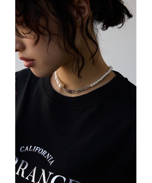 AZUL by moussy（アズールバイマウジー）の「2WAYミックスネックレス（ネックレス・レディース・ホワイト/シルバー・FREE）」の3枚目の写真