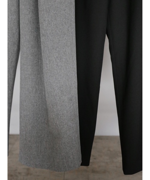 Katrin TOKYO(カトリーントーキョー)の「2tuck slacks(スラックス・レディース・ブラック・XS/S/M/S-Short)」の4枚目の写真