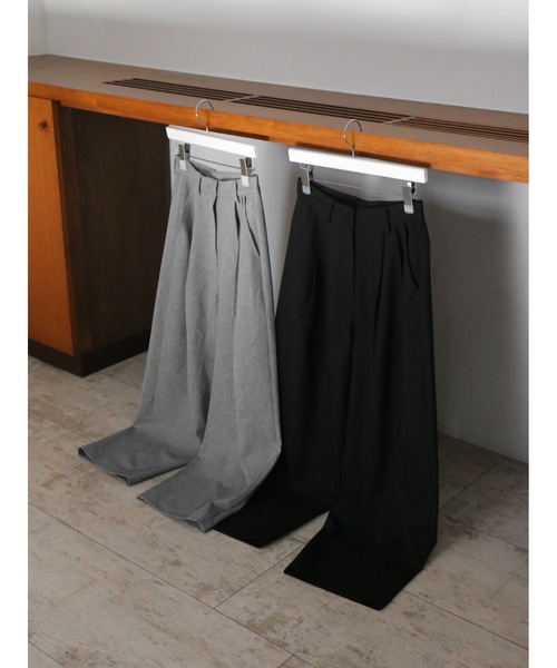 Katrin TOKYO(カトリーントーキョー)の「2tuck slacks(スラックス・レディース・ブラック・XS/S/M/S-Short)」の12枚目の写真