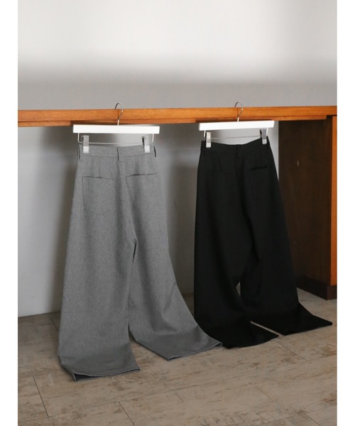 Katrin TOKYO(カトリーントーキョー)の「2tuck slacks(スラックス・レディース・ブラック・XS/S/M/S-Short)」の8枚目の写真