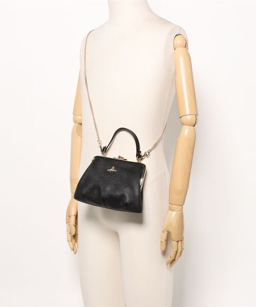 Vivienne Westwood(ヴィヴィアンウエストウッド)の「GRANNY FRAME PURSE(ショルダーバッグ・レディース・ブラック・FREE)」の5枚目の写真