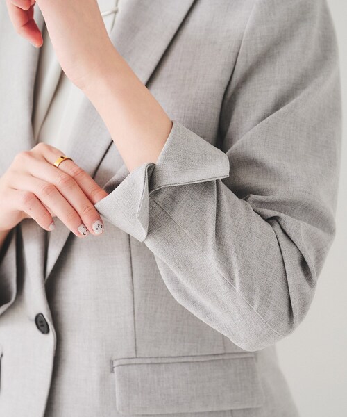 UNTITLED（アンタイトル）の「【セットアップ可能】リネンライク テーラードジャケット（テーラードジャケット・レディース・ライトベージュ/ライトグレー/ネイビー・00/01/02/03/04/42/44/46/48/50）」の10枚目の写真