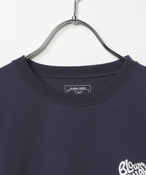 GLOBAL WORK（グローバルワーク）の「ヘビロッTEEワイドモチーフ/324954（Tシャツ/カットソー・キッズ・ホワイト系6/ホワイト系5/サックスブルー/ネイビー/チャコール/ホワイト系4/ブルー系2・130cm/140cm/150cm/160cm）」の16枚目の写真