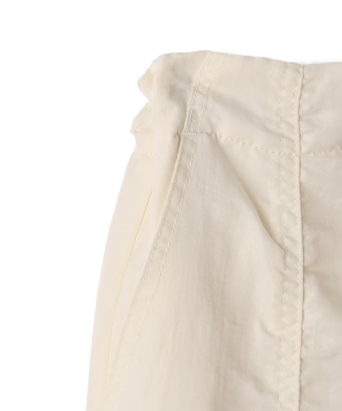 marjour（マージュール）の「GATHER NYLON SKIRT（スカート・レディース・オフホワイト・M）」の3枚目の写真