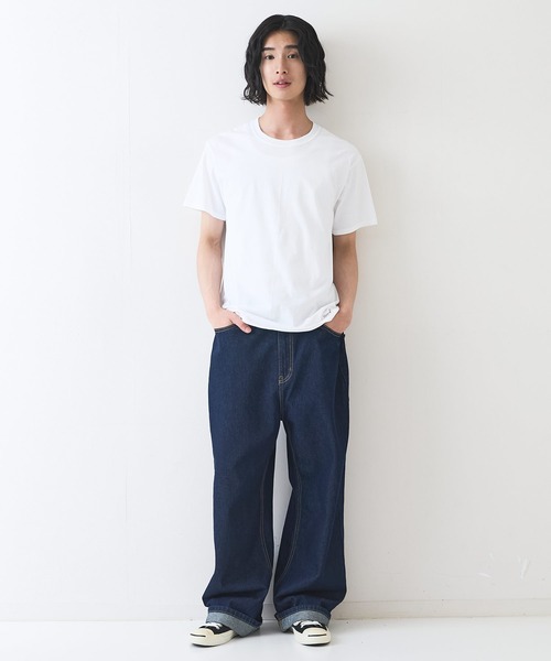HANES(ヘインズ)の「【HANES/ヘインズ】【両脇に接ぎ目がない丸胴仕様】クルーネックTシャツ 2枚セット タグレス仕様 ワンポイントロゴ まとめ買い ユニセックス(Tシャツ/カットソー・メンズ・ブラック/ホワイト・MEDIUM/X-LARGE/LARGE)」の3枚目の写真