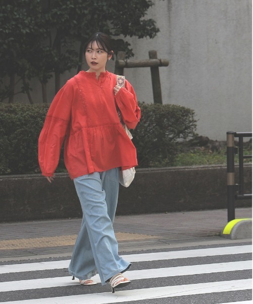 SOMETHING(サムシング)の「SOMETHING(サムシング)リネンペインターデニムパンツ(デニムパンツ・レディース・ライトインディゴブルー・S/M/XS)」の11枚目の写真