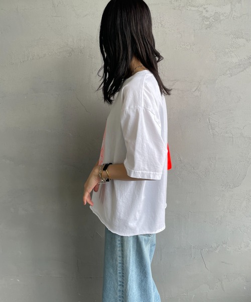 FUNG（ファング）の「[FUNG/ファング] J カットオフ プリントＴシャツ（Tシャツ/カットソー・レディース・ホワイト・M）」の5枚目の写真
