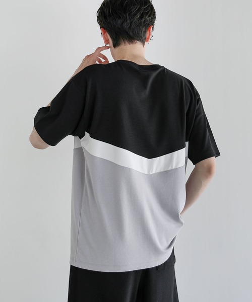 ASTRONOMY(アストロノミー)の「Buyer’s Select/ポンチ×フェイクスウェードVCUT切替ハーフジップTシャツ(Tシャツ/カットソー・メンズ・ブラック系/ネイビー系/グレー系・L/M)」の11枚目の写真