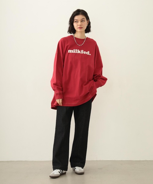 MILKFED.（ミルクフェド）の「COOPER LOGO SUPER BIG L/S TOP（Tシャツ/カットソー・レディース・ブラック/レッド/オートミール・ONE SIZE）」の5枚目の写真