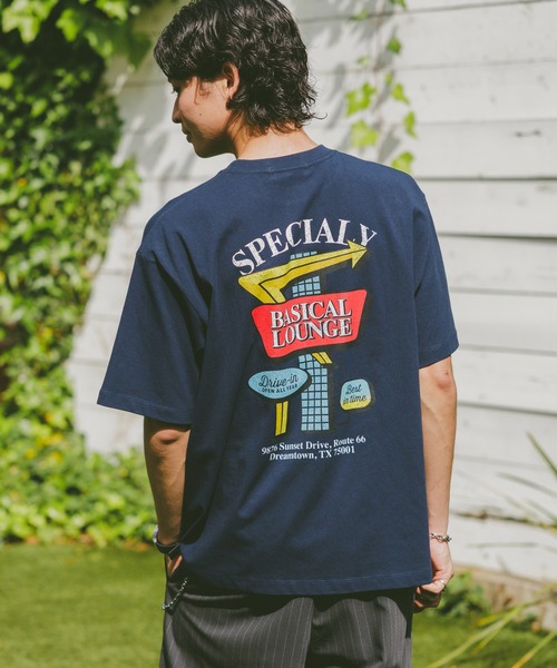 RAGEBLUE(レイジブルー)の「レトログラフィックプリントTシャツ(Tシャツ/カットソー・メンズ・ライトグレー/ブラック/ホワイト/ネイビー・LARGE/MEDIUM)」の15枚目の写真