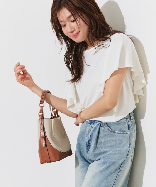 Pierrot（ピエロ）の「ラッフルTシャツ（Tシャツ/カットソー・レディース・ネイビー/ブラック/ライトブルー/オフホワイト・M/L/LL）」の7枚目の写真