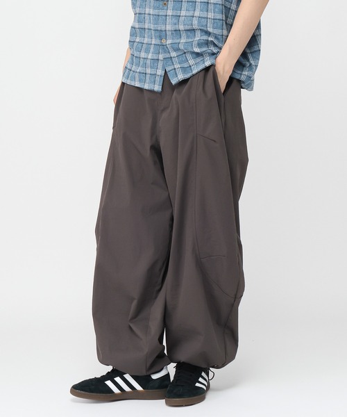 3.3 Field Trip （3.3フィールドトリップ）の「3.3 Field Trip／オーバーバルーンパンツ（その他パンツ・メンズ・チャコール/ブラック・LARGE/MEDIUM）」の18枚目の写真