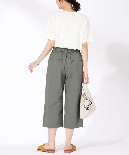 BELLUNA PLUS(ベルーナ)の「サラリ綿混ベイカーキュロットパンツ(その他パンツ・レディース・チャコール/ベージュ/ネイビー/テラコッタ・X-LARGE/LARGE/MEDIUM/SMALL)」の11枚目の写真