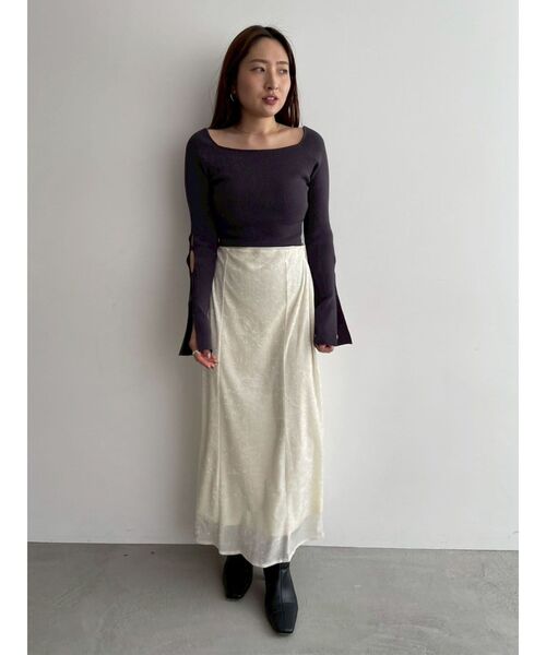 LAGUNAMOON（ラグナムーン）の「シアーベロアナロースカート（スカート・レディース・アイボリー/ブラック/ブラウン・SMALL/MEDIUM）」の14枚目の写真