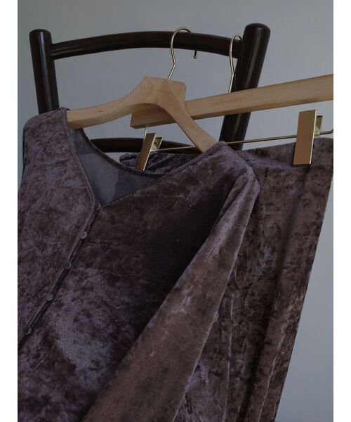 LAGUNAMOON（ラグナムーン）の「シアーベロアナロースカート（スカート・レディース・アイボリー/ブラック/ブラウン・SMALL/MEDIUM）」の17枚目の写真