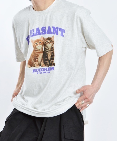 MODISH GAZE(モディシュガゼ)の「【MODISH GAZE】アニマルプリントTシャツ CATプリント(Tシャツ/カットソー・メンズ・ホワイト/オートミール/ネイビー/ブラック・MEDIUM/LARGE/X-LARGE)」の3枚目の写真
