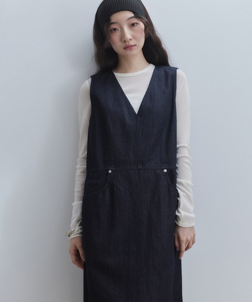 ADAM ET ROPE'(アダムエロペ)の「【WEB限定】デニムIラインワンピース(ワンピース・レディース・ネイビー/ブルー・36/38)」の8枚目の写真