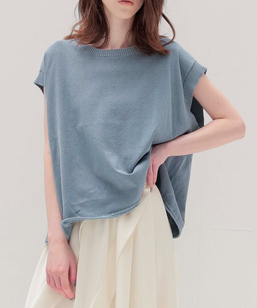 DRESSLAVE(ドレスレイブ)の「stone wash over sleeveless pull(ストーンウォッシュオーバースリーブレスプルオーバー)(ニット/セーター・レディース・ライトブルー/ベージュ・38)」の2枚目の写真