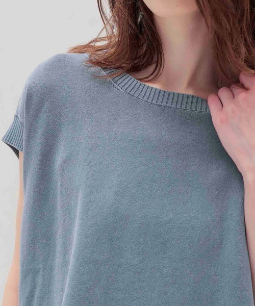 DRESSLAVE(ドレスレイブ)の「stone wash over sleeveless pull(ストーンウォッシュオーバースリーブレスプルオーバー)(ニット/セーター・レディース・ライトブルー/ベージュ・38)」の5枚目の写真