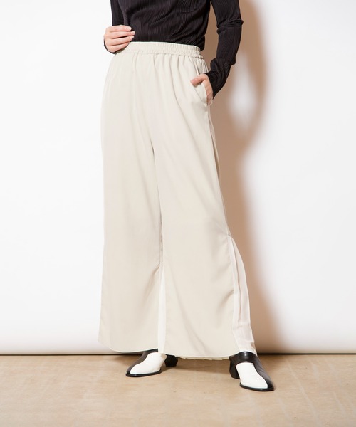 OSMOSIS（オズモーシス）の「バックプリーツヘムパンツ（その他パンツ・レディース・ネイビー/ブラック/ライトベージュ・ONE SIZE）」の21枚目の写真