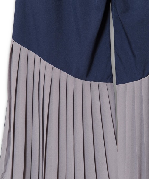 OSMOSIS（オズモーシス）の「バックプリーツヘムパンツ（その他パンツ・レディース・ネイビー/ブラック/ライトベージュ・ONE SIZE）」の18枚目の写真